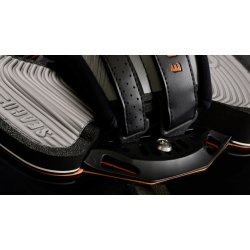 Eleveight Seago pads